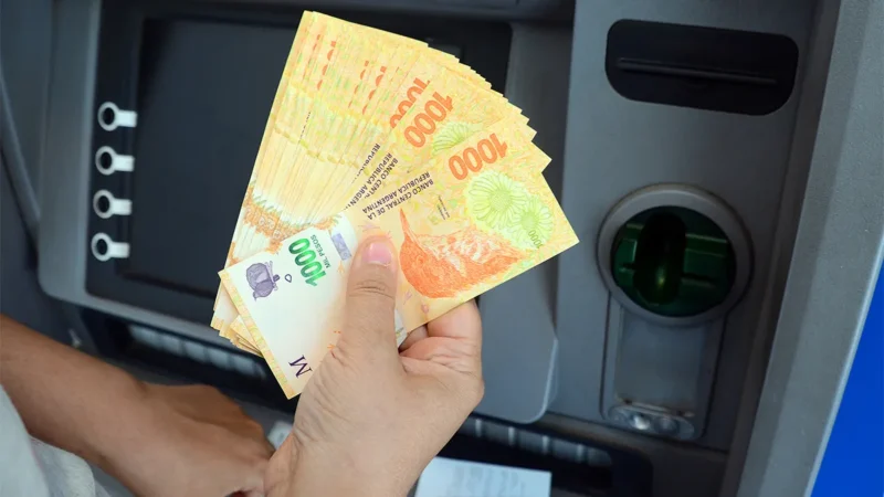 El gobierno desmiente versiones sobre eliminacion del refrigerio y bonificaciones a Empleados publicos.