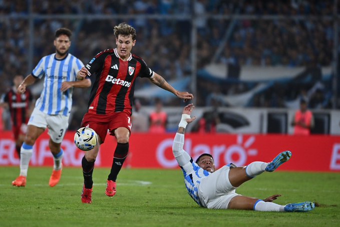 River le ganó a Racing por 2-0, sigue invicto en el ciclo Coudet y escolta la zona B del Torneo Apertura 2026.