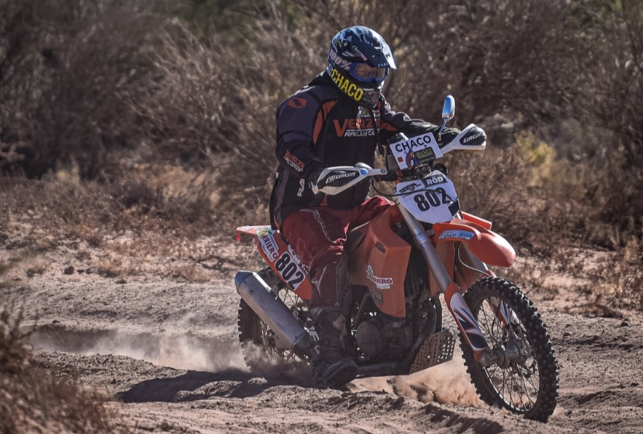 Carlos Verza finalizó el 3° día del Desafío Ruta 40YPF,Ansenuza.