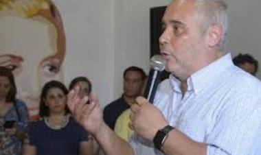 CORRIENTES : Murió Fabián Ríos, ex intendente,legislador nacional y provincial en Ituzaingo mientras jugaba al padle