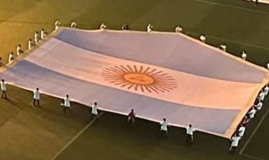Argentina logró un triunfo vital ante México y sueña con los octavos de final