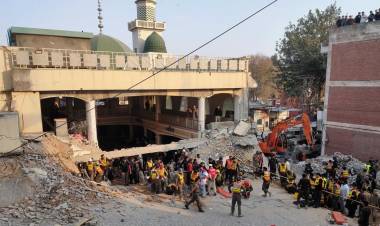 PAKISTAN : Ya suman mas de 45 los muertos y mas de 150 heridos en un atentado suicida en la Ciudad de Peshawar,en una Mesquita