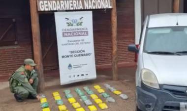 (video) Venia a Chaco,con mas de 34 kg.de cocaina,lo detuvieron en la Ruta Nº 16 en un control de gendarmeria cerca de Monte Quemado