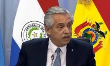  Alberto Fernandez : Nego la dictadura de Venezuela y dijo que los venezolanos huyen por el bloqueo económico,lamentable declaraciones que dejan mal a la Argentina