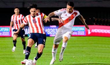 Por las eliminatorias para el mundial 2026 : Perú, con uno menos, le arrancó un punto a Paraguay