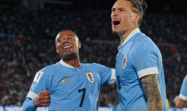 Uruguay despues de 22 años,con Bielsa, consigue valioso triunfo sobre Brasil