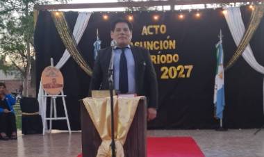 MISION NUEVA POMPEYA : Vicente Gonzalez asumio otro mandato al frente del municipio en el Corazon del Impenetrable
