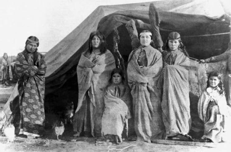 Historias verdaderas : Tehuelches, el pueblo originario de la Patagonia y la invasión mapuche