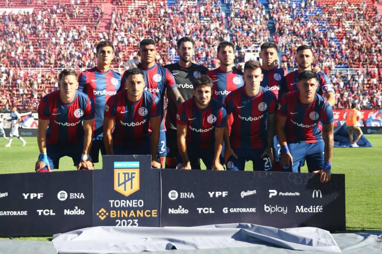 San Lorenzo goleó a Gimnasia y es líder del torneo de la Liga Profesional de fútbol